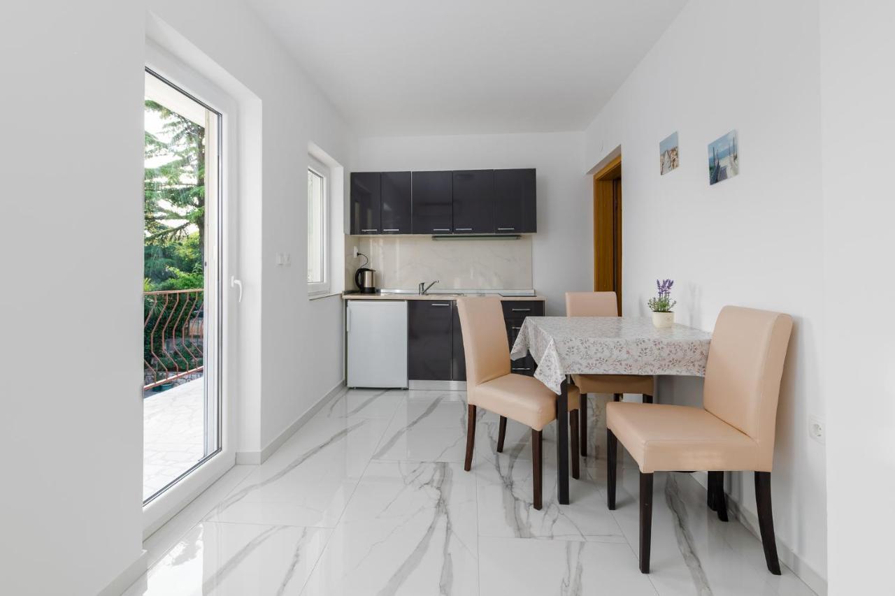 Apartments Melita ツリクヴェニツァ エクステリア 写真